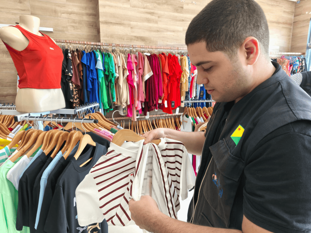 ipem-orienta-consumidores-acreanos-sobre-cuidados-na-compra-de-presentes-para-o-dia-das-maes