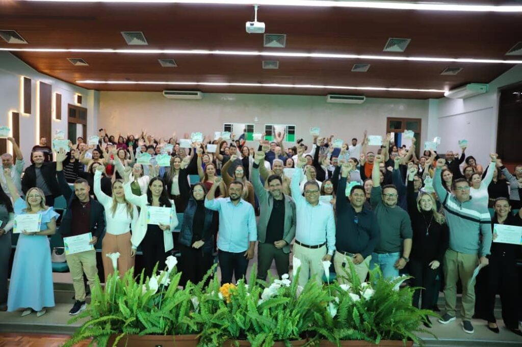 educacao-entrega-do-premio-alfabetiza-acre-a-gestores-municipais-que-mais-avancaram-na-alfabetizacao