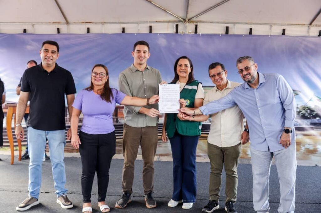 governadora-mailza-autoriza-reinicio-de-servicos-na-orla-do-quinze-e-de-obras-superiores-a-r$-137-milhoes-em-investimentos