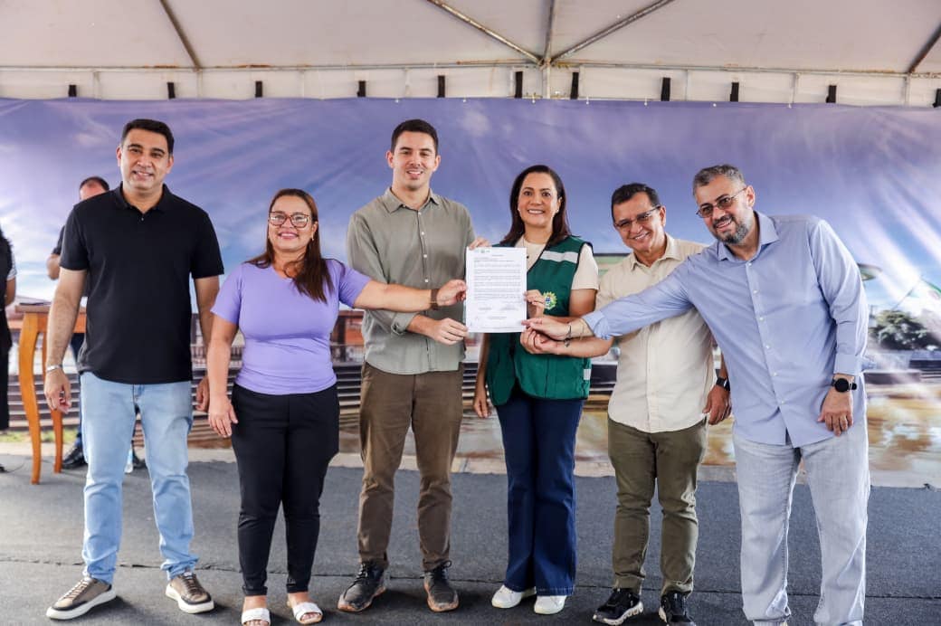 governadora-mailza-autoriza-reinicio-de-servicos-na-orla-do-quinze-e-de-obras-superiores-a-r$-137-milhoes-em-investimentos