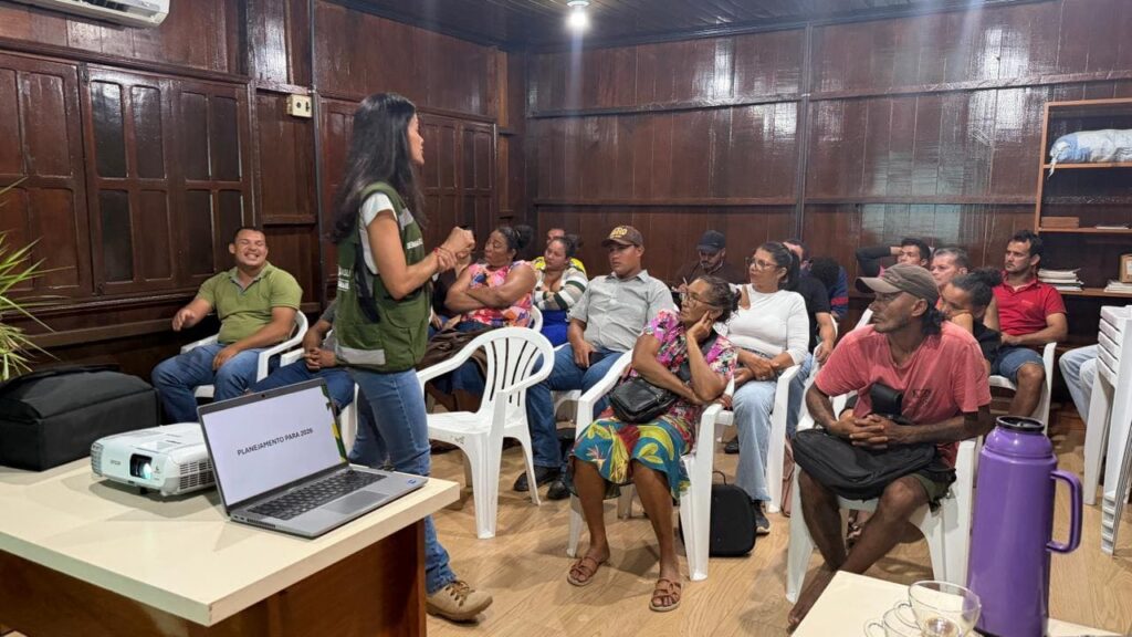 estado-realiza-capacitacao-voltada-para-associacoes-e-cooperativas-do-vale-do-jurua-sobre-alternativas-ao-uso-do-fogo-na-agricultura