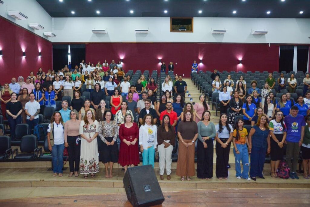 em-cruzeiro-do-sul,-governo-do-acre-abre-capacitasuas-para-qualificacao-de-servidores-da-assistencia-social-das-regionais-do-jurua-e-tarauaca/envira