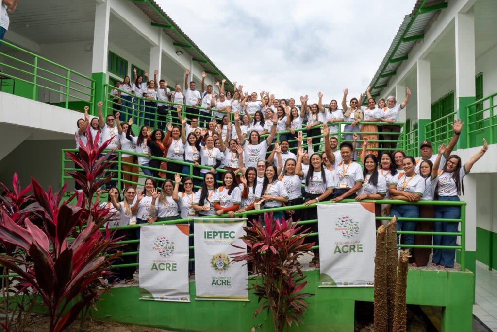 cursos-de-qualificacao-em-assistencia-social-formam-profissionais-de-7-municipios-acreanos-em-cruzeiro-do-sul