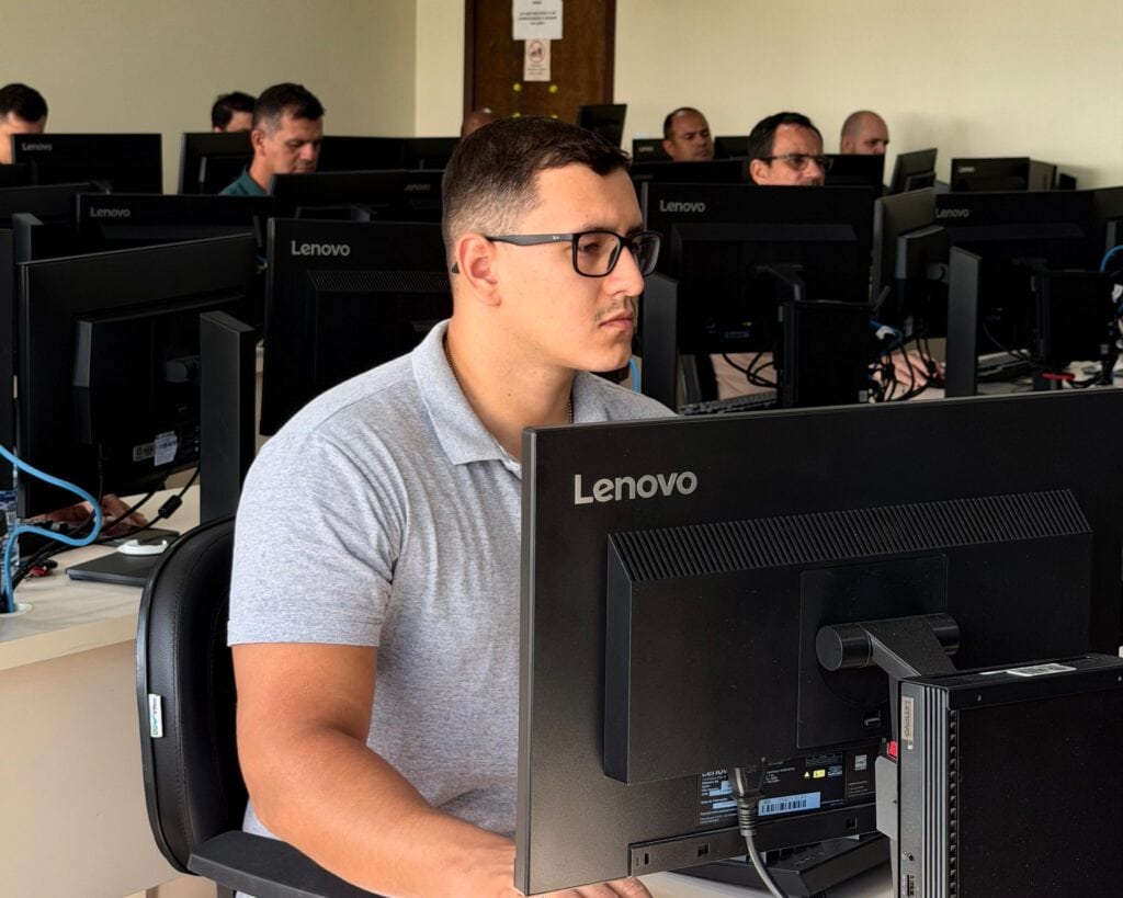 governo-do-acre-oferece-ultimas-vagas-para-curso-midias-digitais-e-habilidades,-voltado-a-servidores