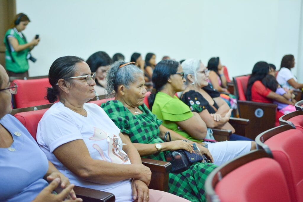 no-jurua,-semulher-promove-plenaria-tematica-para-escuta-da-sociedade-civil-em-cruzeiro-do-sul