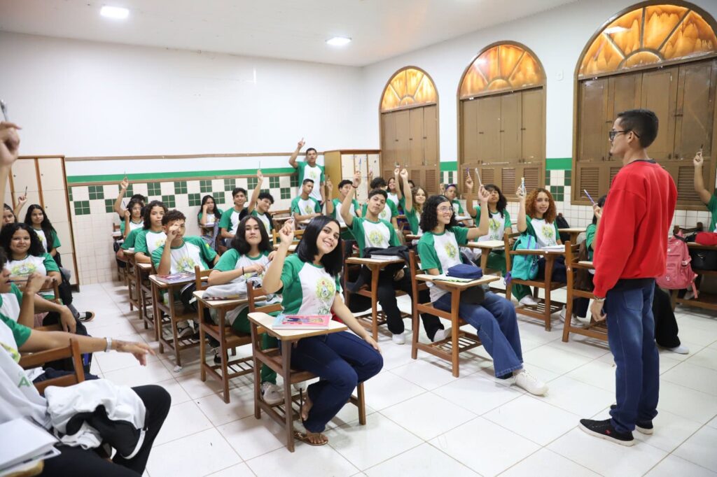 educacao-do-acre-orienta-alunos-para-prazo-de-inscricao-do-enem-de-2026