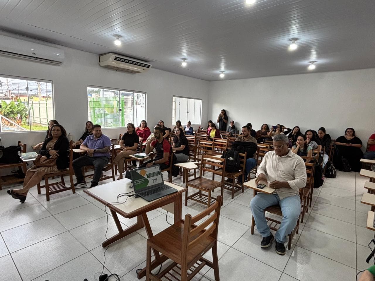 educacao-promove-2a-formacao-continuada-para-professores-interpretes-em-rio-branco