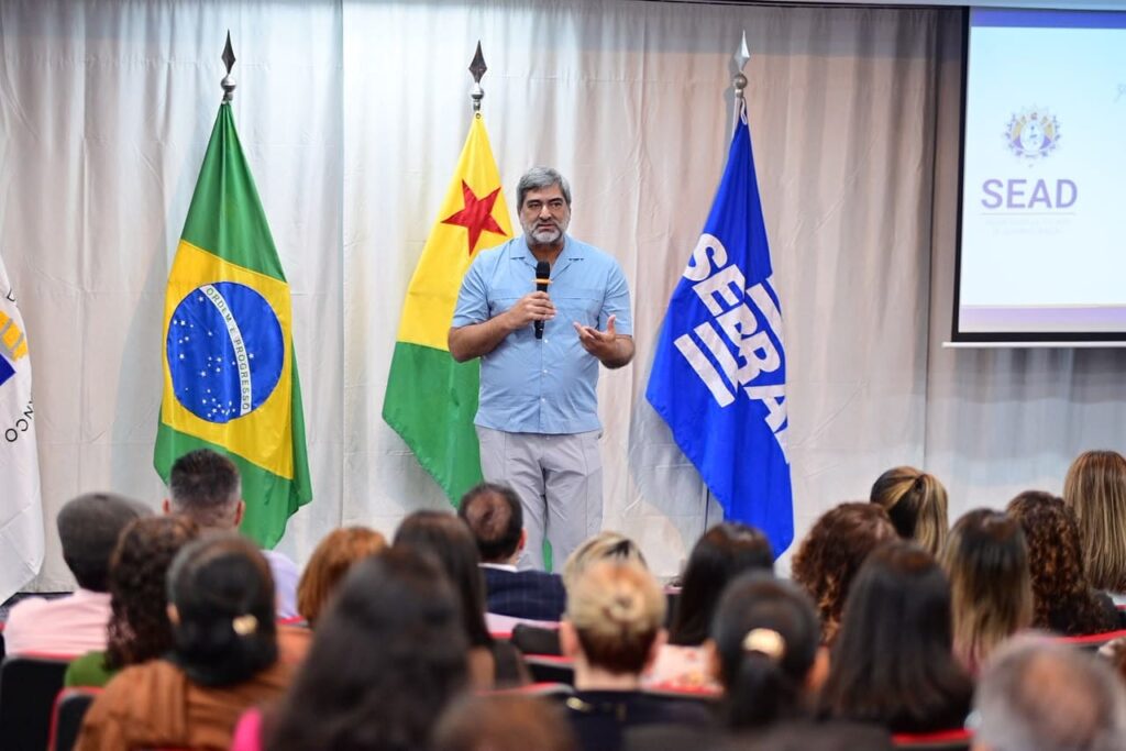 rio-branco-recebe-palestra-com-zeca-camargo-sobre-inovacao,-tecnologia-e-futuro-do-trabalho