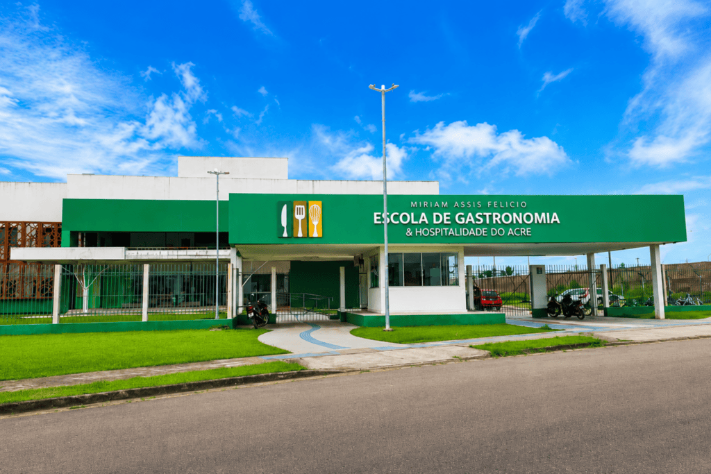 com-vagas-em-rio-branco,-ieptec-abre-inscricoes-para-cursos-ineditos-de-hospedagem-e-turismo