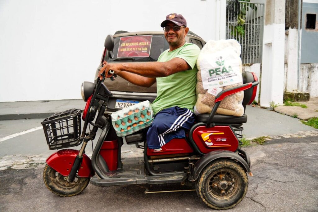 governo-do-acre-contempla-200-familias-com-kits-alimentares-em-cruzeiro-do-sul