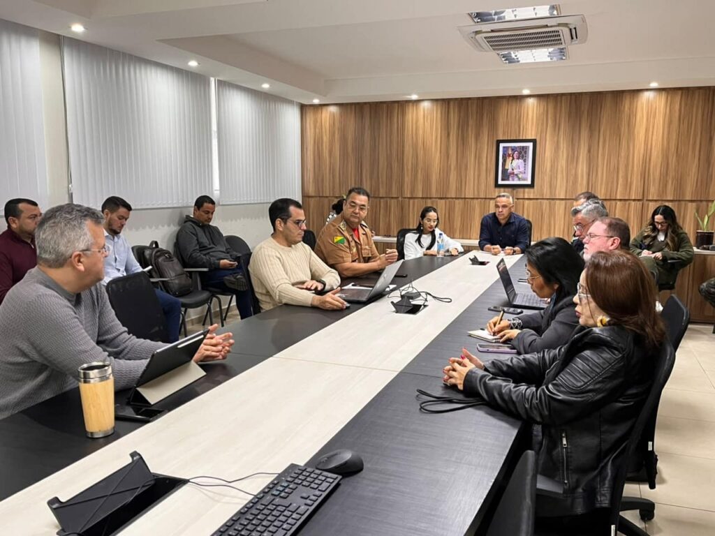 governo-do-acre-realiza-terceira-reuniao-do-comite-gestor-do-projeto-rumo-ao-desmatamento-ilegal-zero