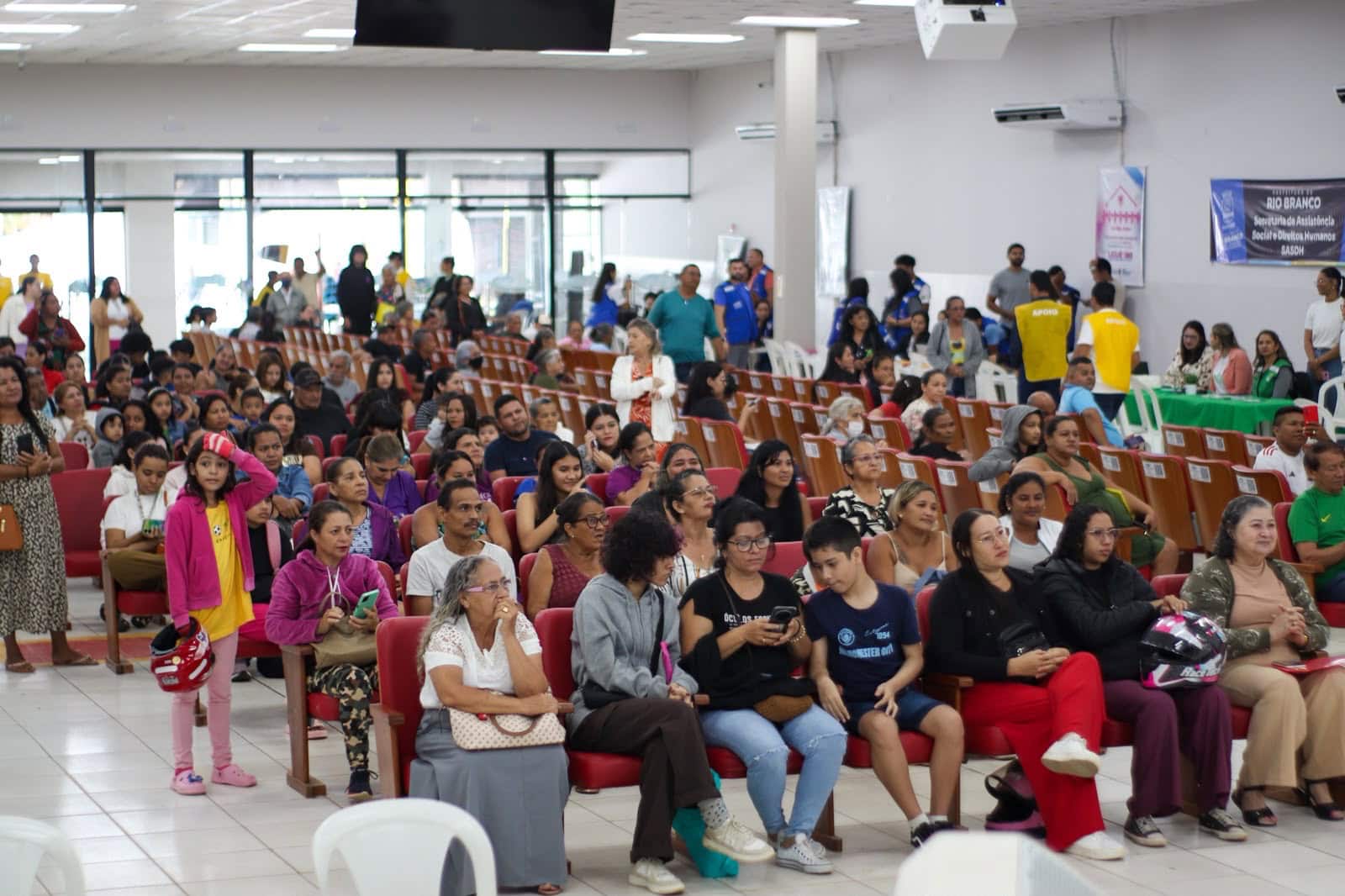 governo-do-acre-fortalece-parceria-com-a-sociedade-civil-e-leva-servicos-essenciais-a-populacao-em-acao-comunitaria