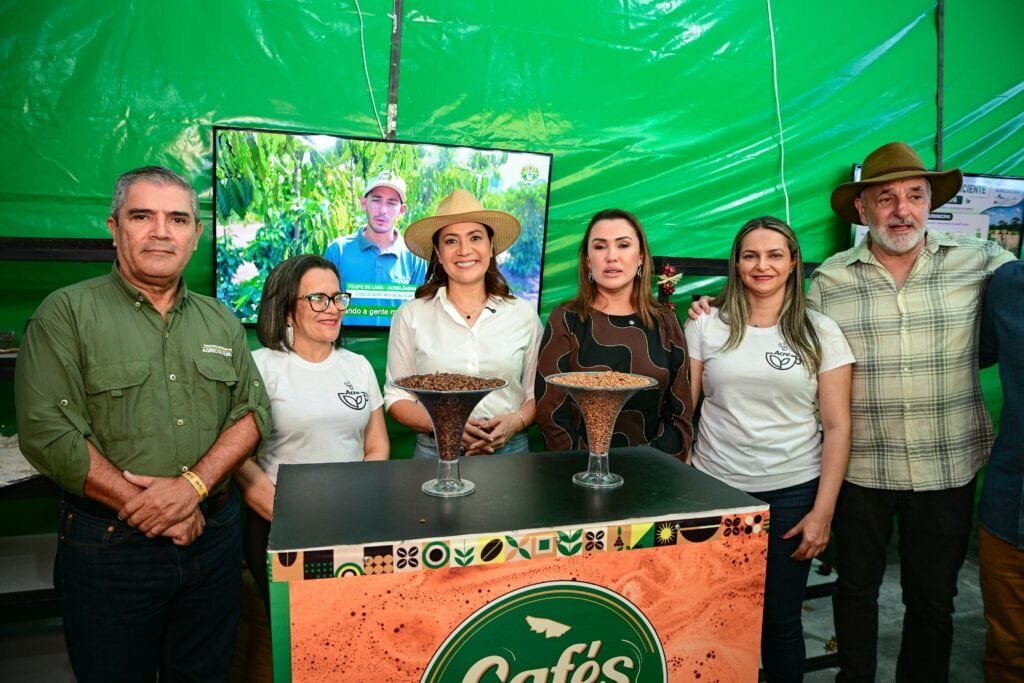 na-expoacre-jurua,-seagri-lanca-aplicativo-que-amplia-a-comercializacao-e-elimina-atravessadores-na-agricultura-familiar