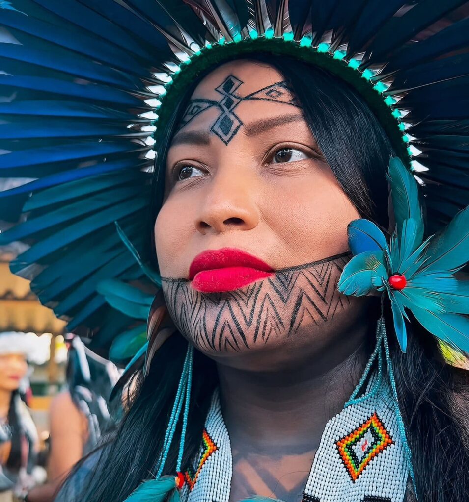 lider-indigena-amplia-acesso-de-mulheres-a-capacitacao-profissional-e-fortalece-geracao-de-renda-no-acre