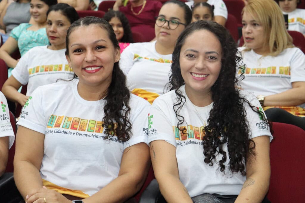 governo-certifica-101-mulheres-em-cursos-de-qualificacao-profissional-em-rio-branco