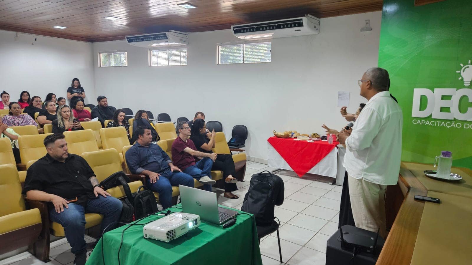 educacao-do-acre-promove-formacao-continuada-para-professores-interpretes-de-libras